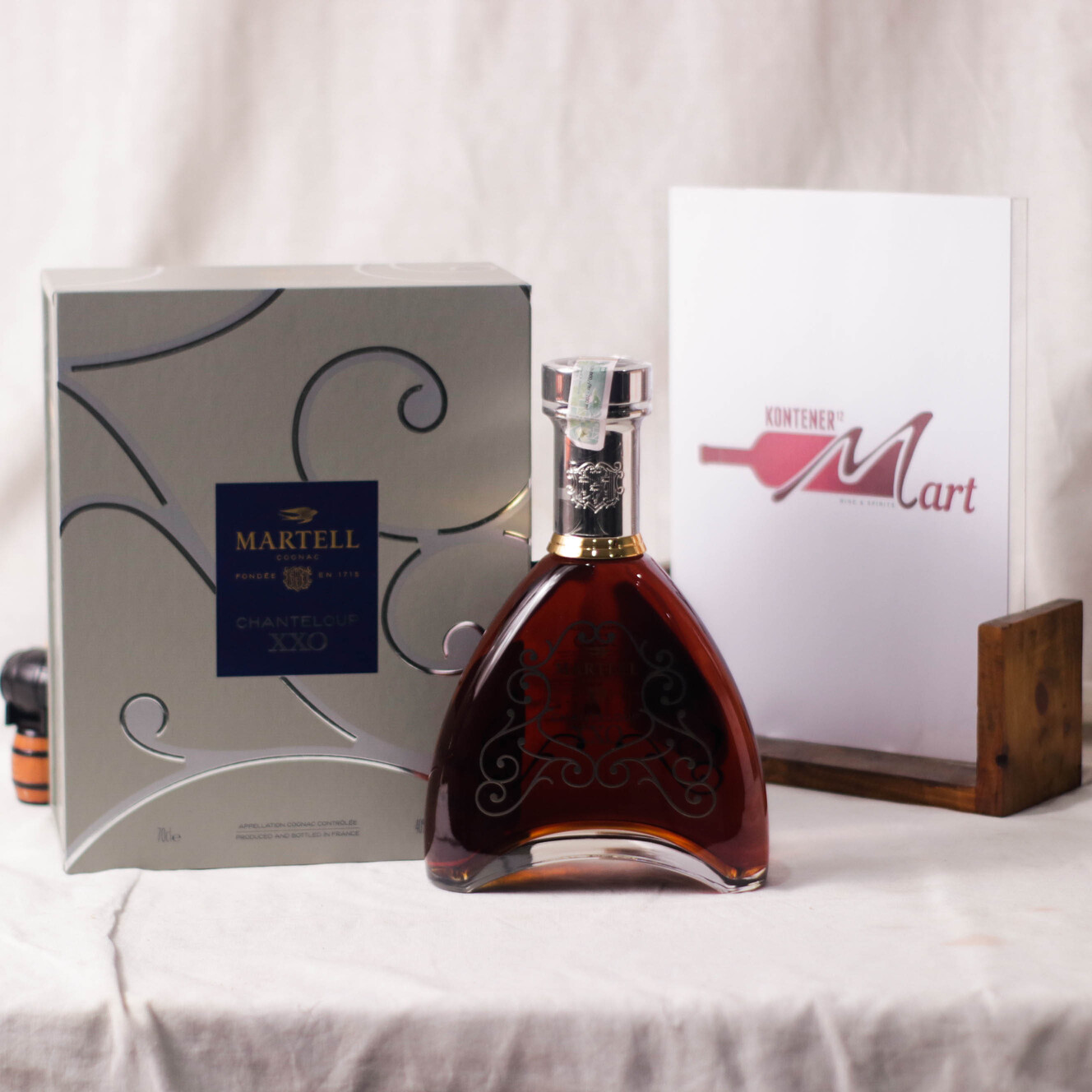 Martell Chanteloup XXO By Wu Jian'an Cognac ( Limited Edition )