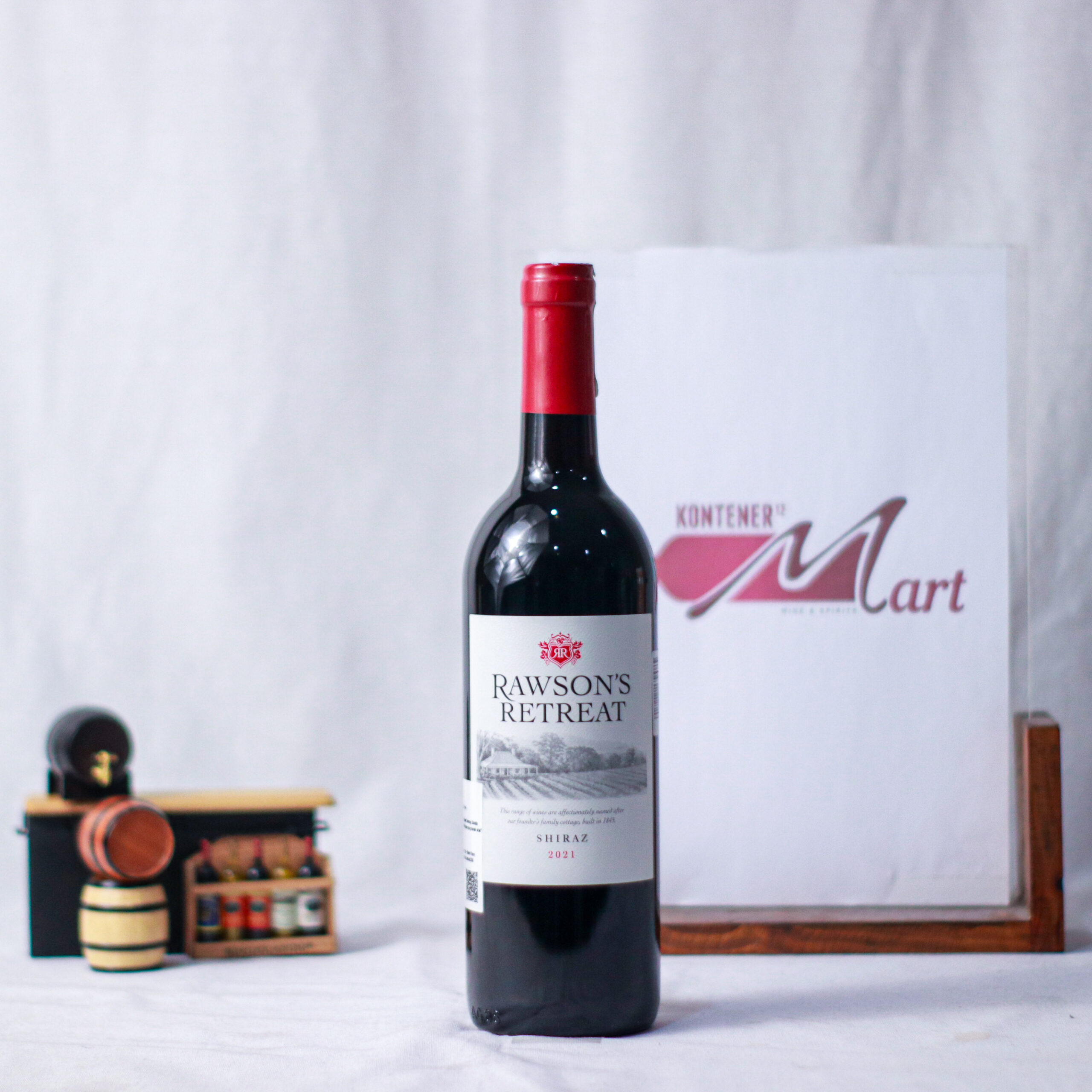 Rawson Retreat Shiraz Red Wine Australia