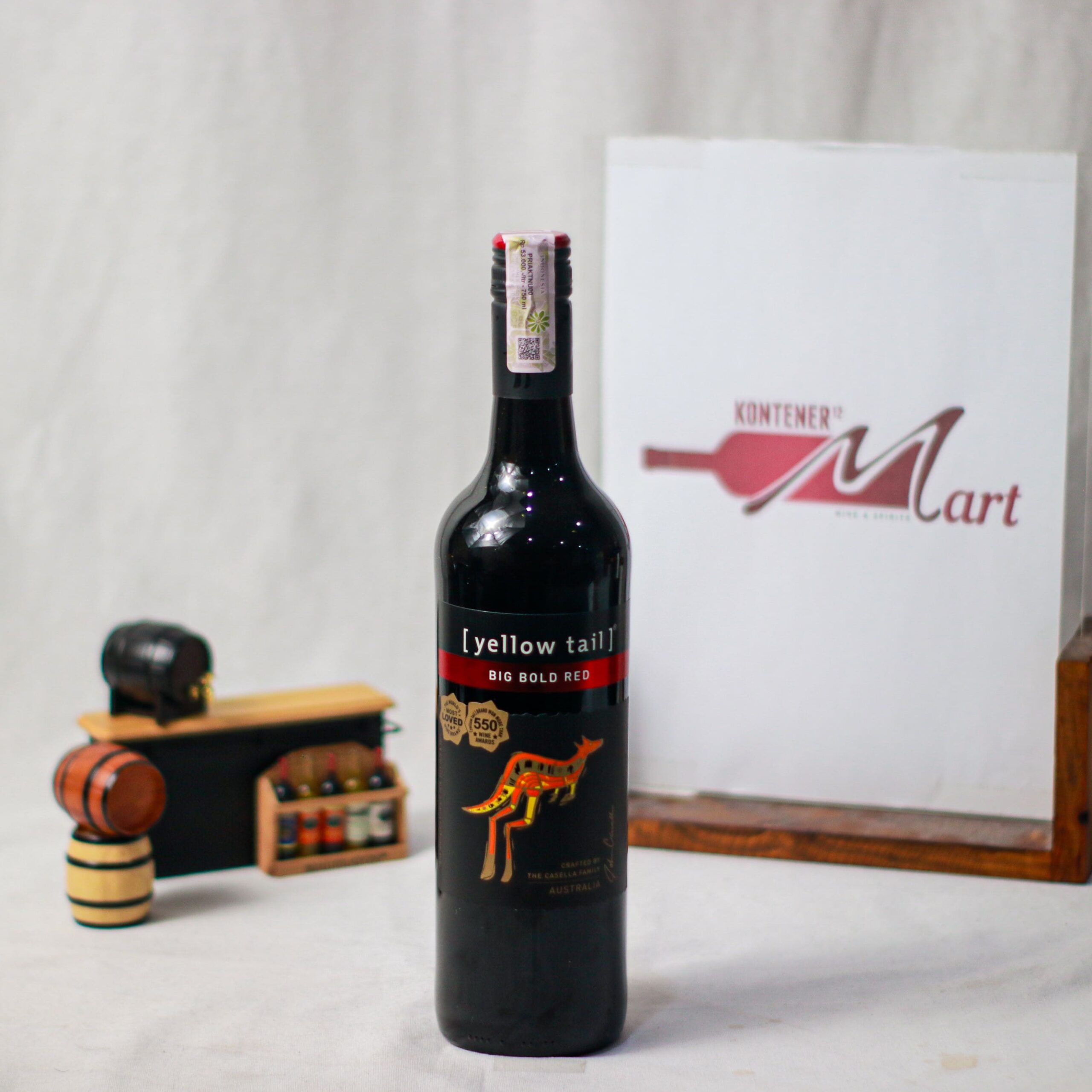 Yellow Tail Big Bold ( Semi Sweet ) Red Wine Australia
