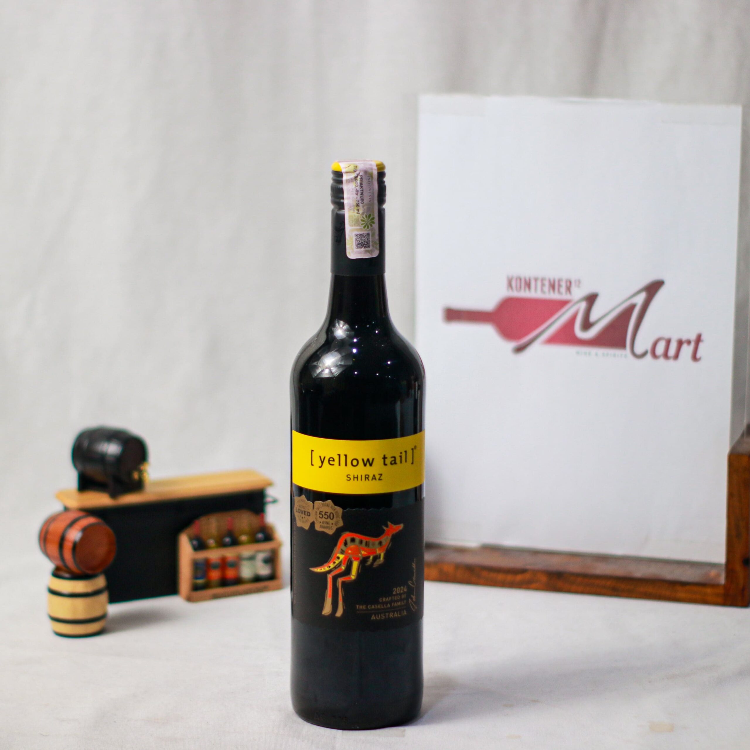 Yellow Tail Shiraz Red Wine Australia