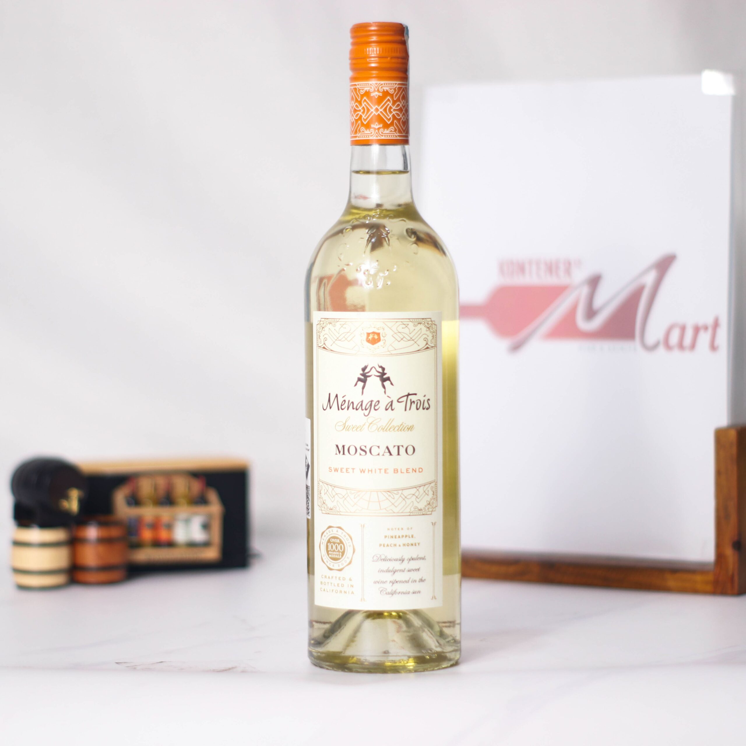 Menage A Trois Sweet Collection Moscato Sweet White Blend USA