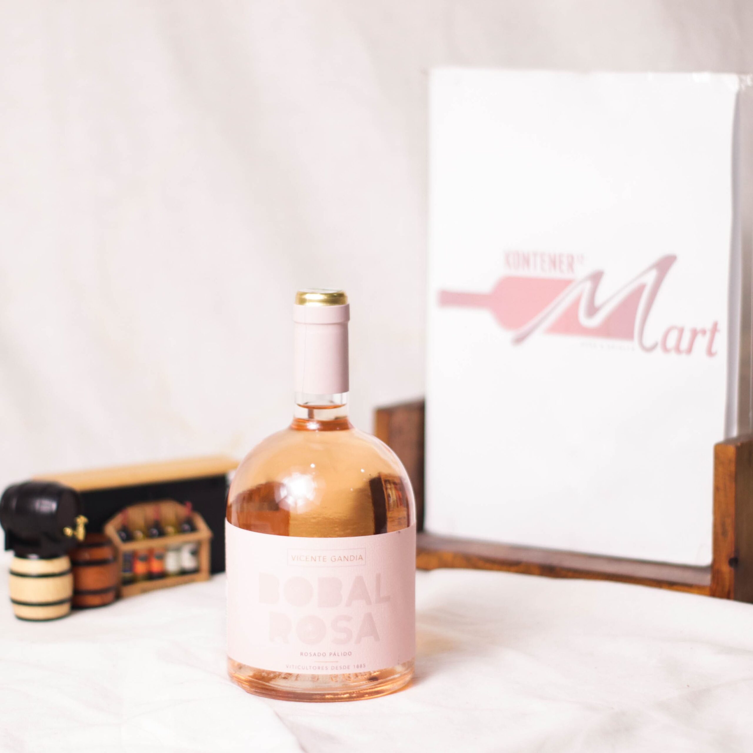 Bobal Rosa Rosado Palido Wine Spain Vicente Gandia