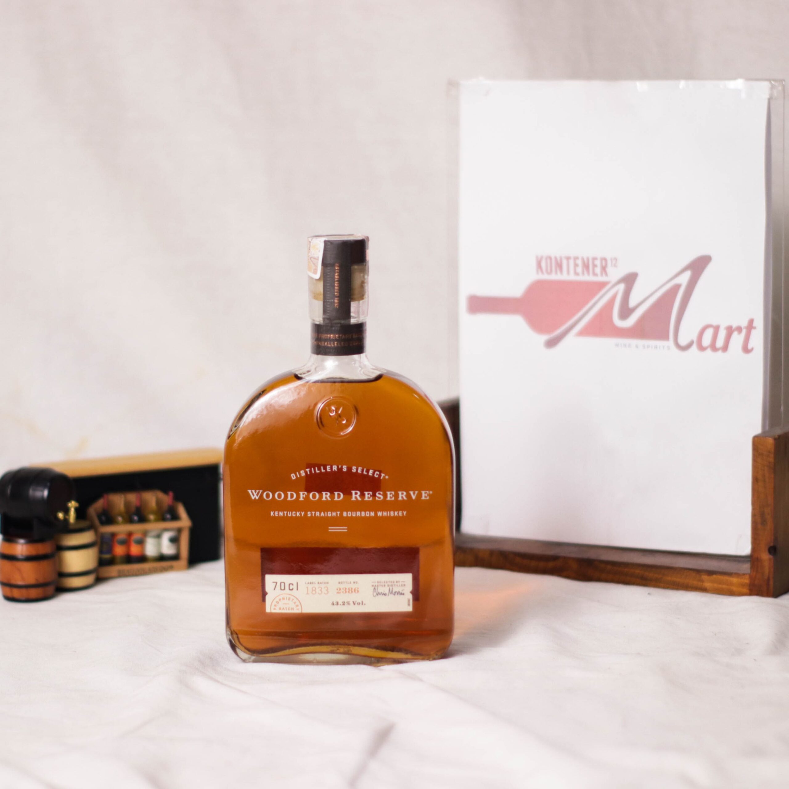 WOODFORD RESERVE WHISKY (1)