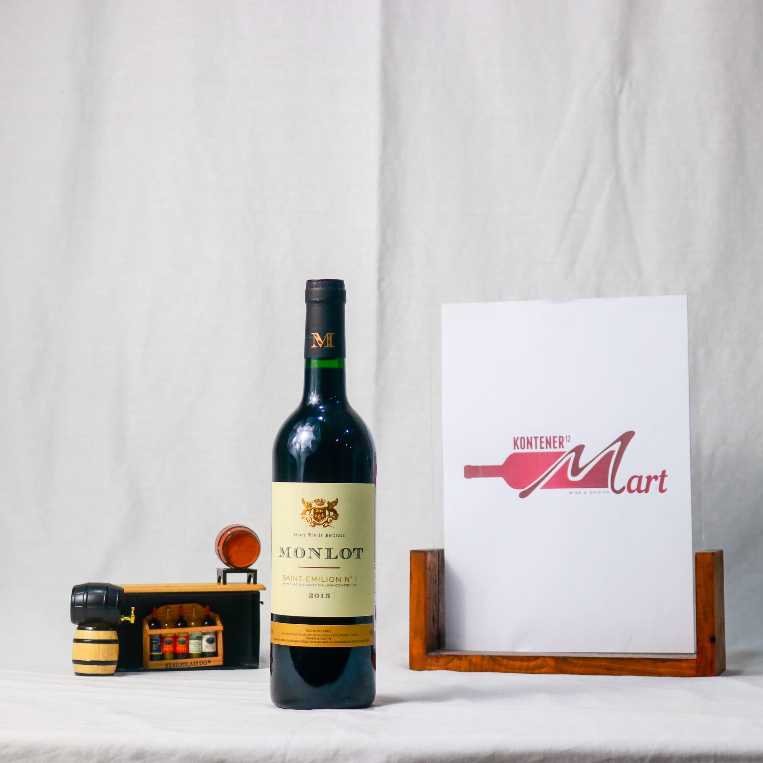Monlot Saint Emilion No. 1 2015 Red Wine France