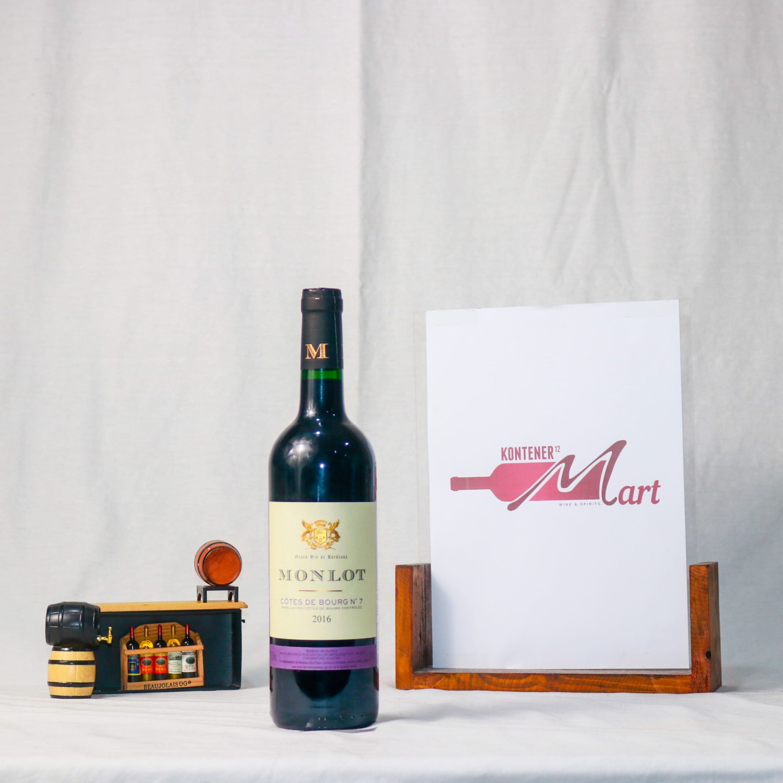 Monlot Cotes De Bourg No.7 Red Wine France
