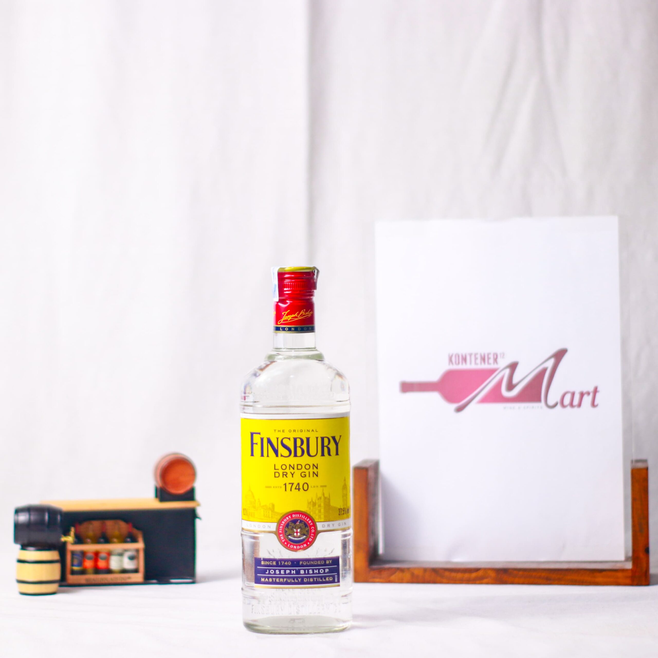 Finsbury London Dry Gin