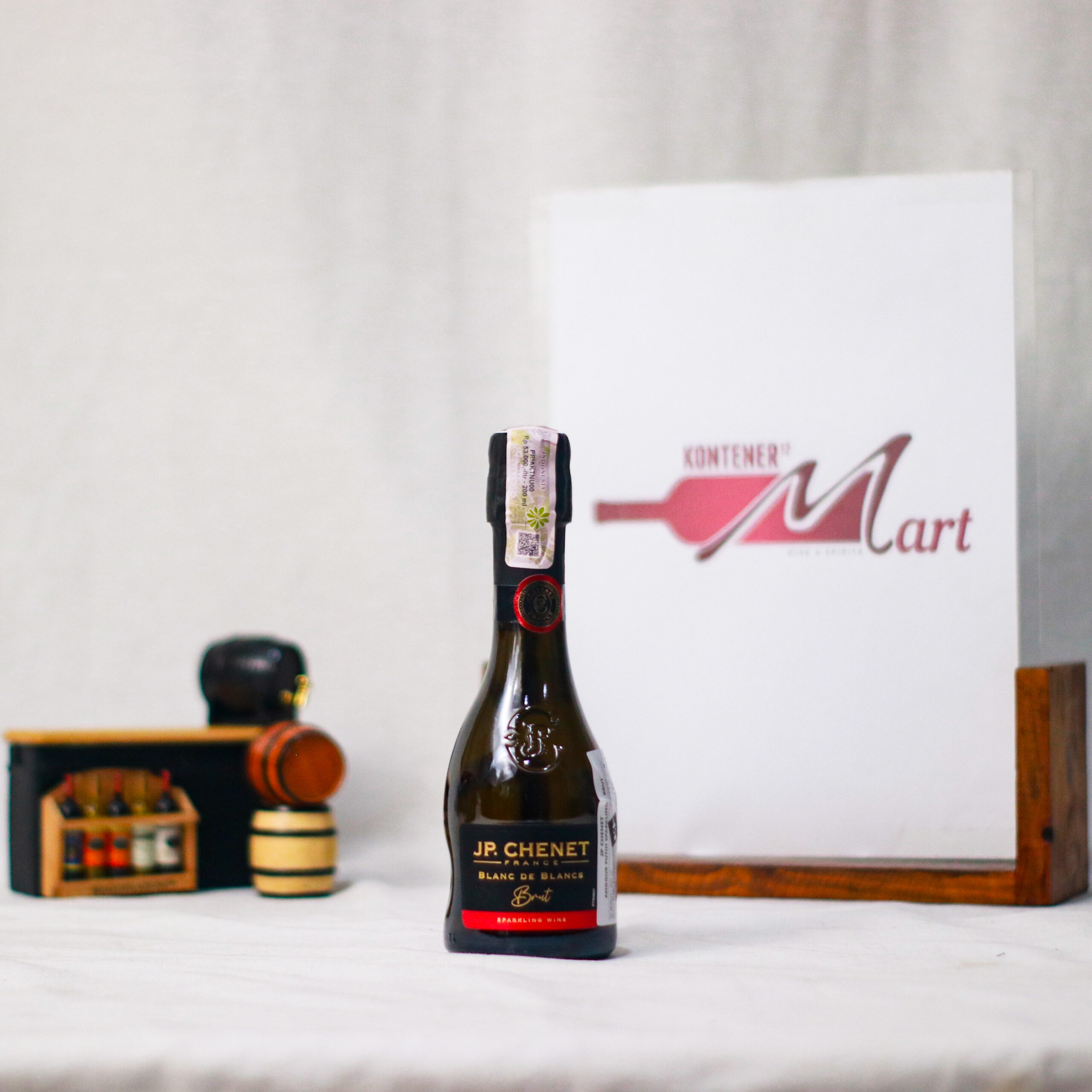 Miniature JP Chenet Blanc De Blancs Brut Magnum 200ML Sparkling Wine France