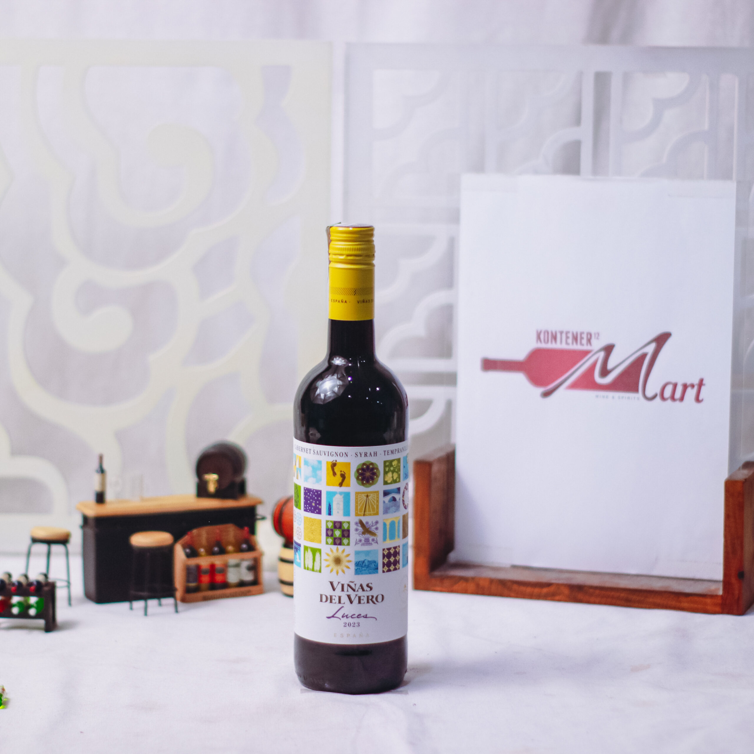Vinas Del Vero Luces Red Wine Spain
