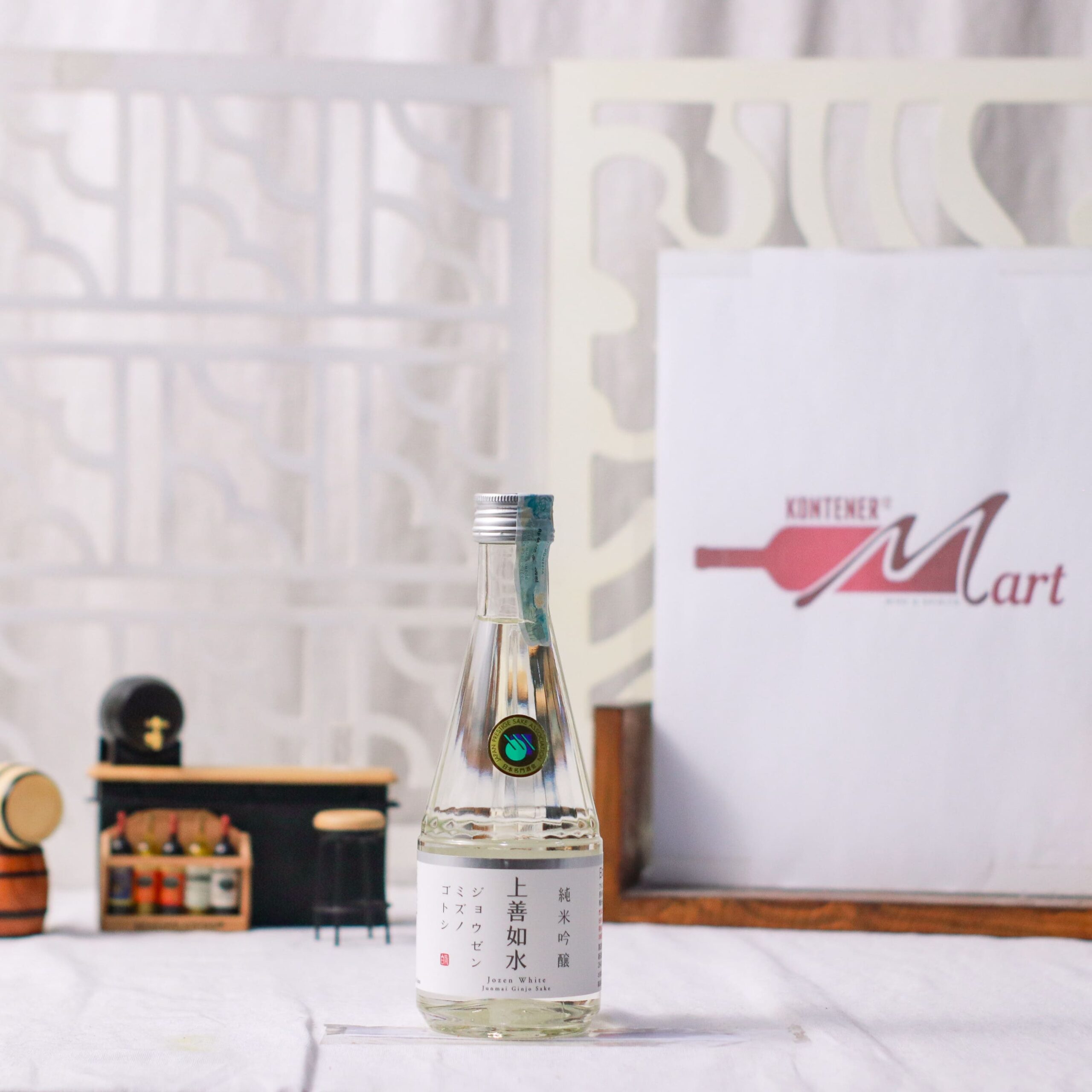 Shirataki Jozen- Mizunogotoshi 300ML Sake